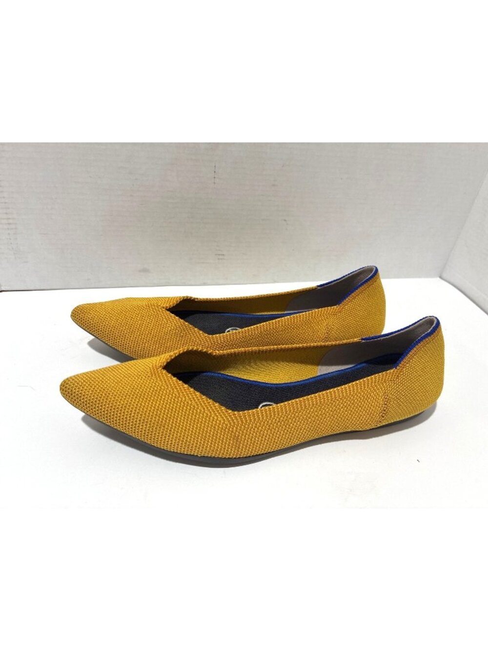 Rothy’s The Point Flats RETIRED Marigold Yellow Classic Women’s Size 7 Ballet